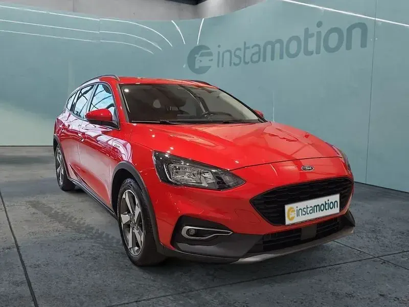 Używany Ford Focus Active 155 KM (114 kW) 2022 Czerwony Kombi