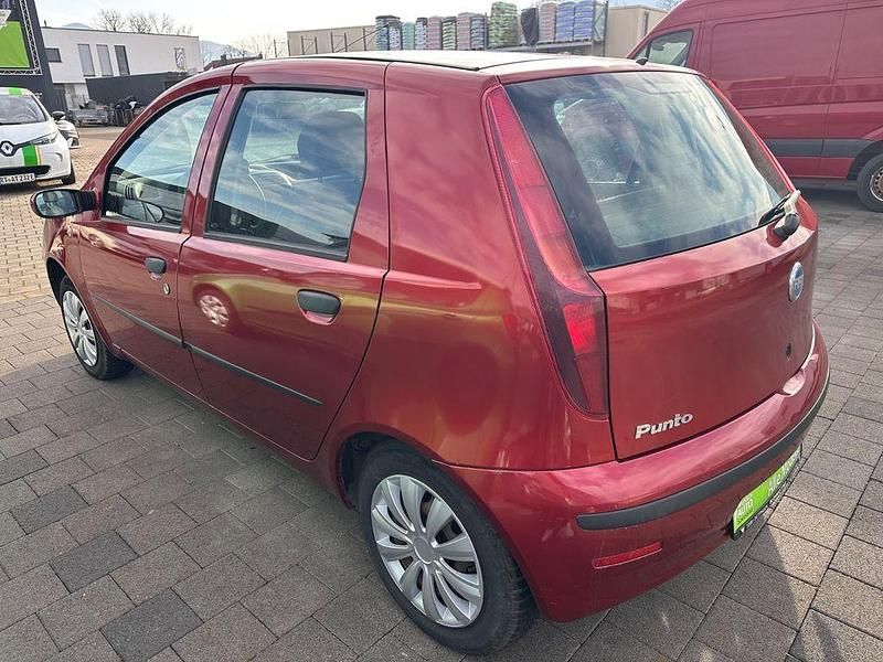 Gebraucht Fiat Punto Dynamic 60 PS (44 kW) 2005 Rot Limousine