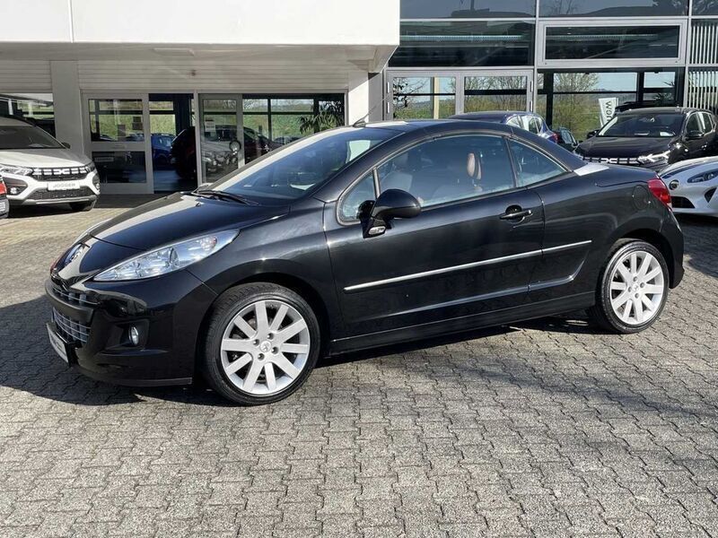Schwarz Gebraucht 2014 Peugeot 207 CC Allure Cabrio | 9.940 € (Teuer) - Bild 1/3