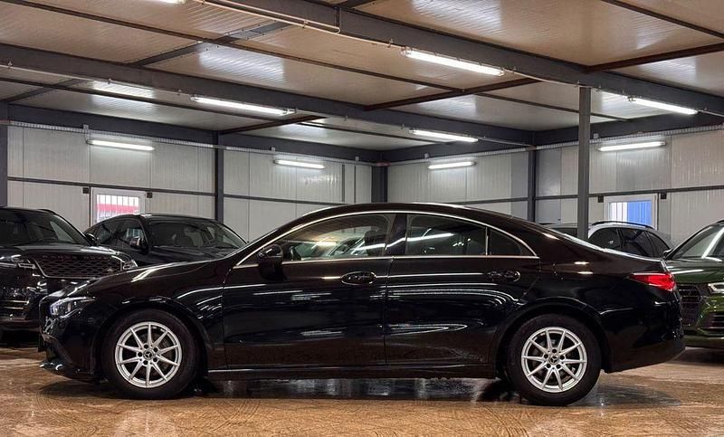 Gebraucht Mercedes CLA180 116 PS (85 kW) 2020 Schwarz Limousine
