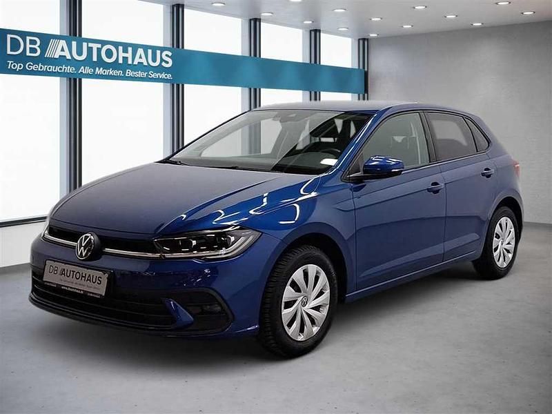 Blau Gebraucht 2023 VW Polo Life Kleinwagen | 17.530 € (Guter Preis) - Bild 1/4