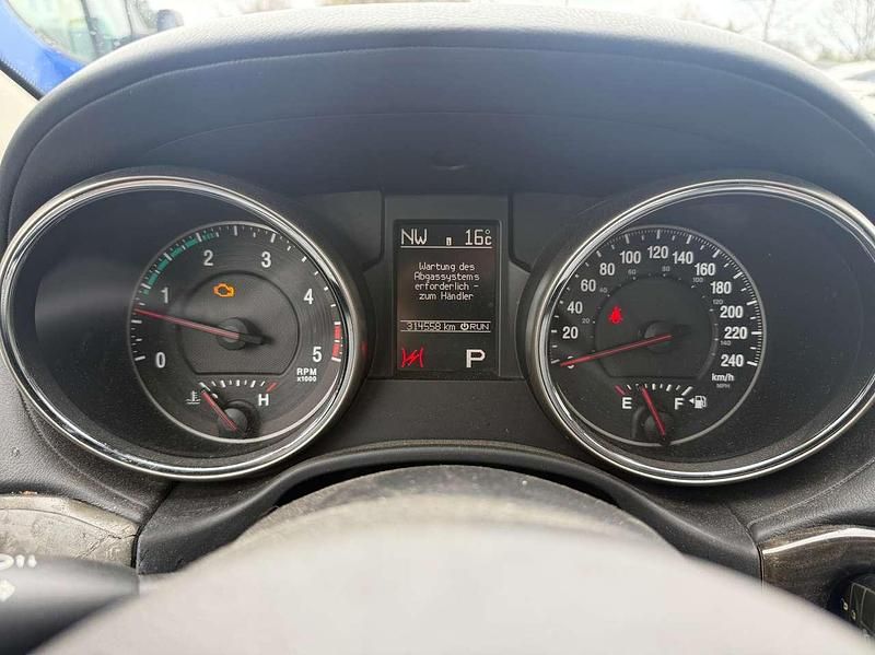 Gebraucht Jeep Cherokee Limited 241 PS (177 kW) 2011 Grau SUV