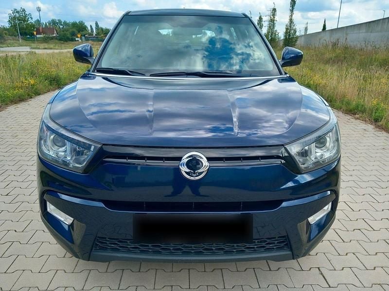 Gebraucht SsangYong Tivoli 116 PS (85 kW) 2015 Blau SUV