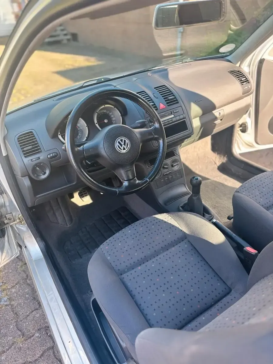 Gebraucht VW Polo 75 PS (55 kW) 2006 Silber Kleinwagen