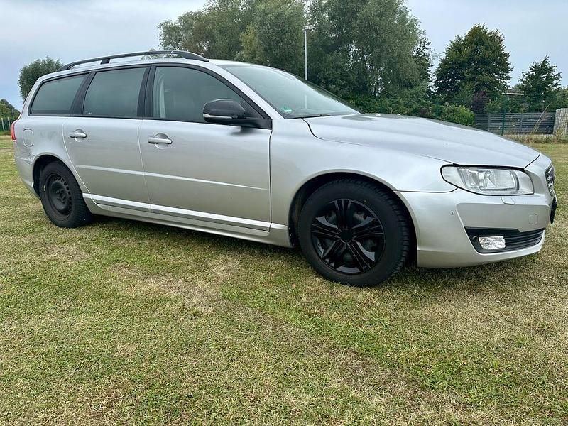 Gebraucht Volvo V70 136 PS (100 kW) 2015 Silber Kombi