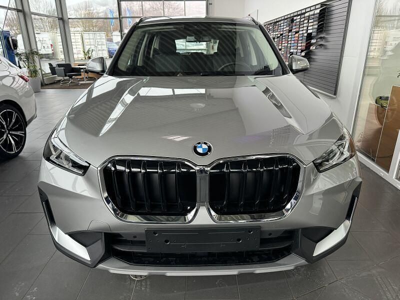 Neu BMW X1 136 PS (100 kW) 2025 Silber SUV