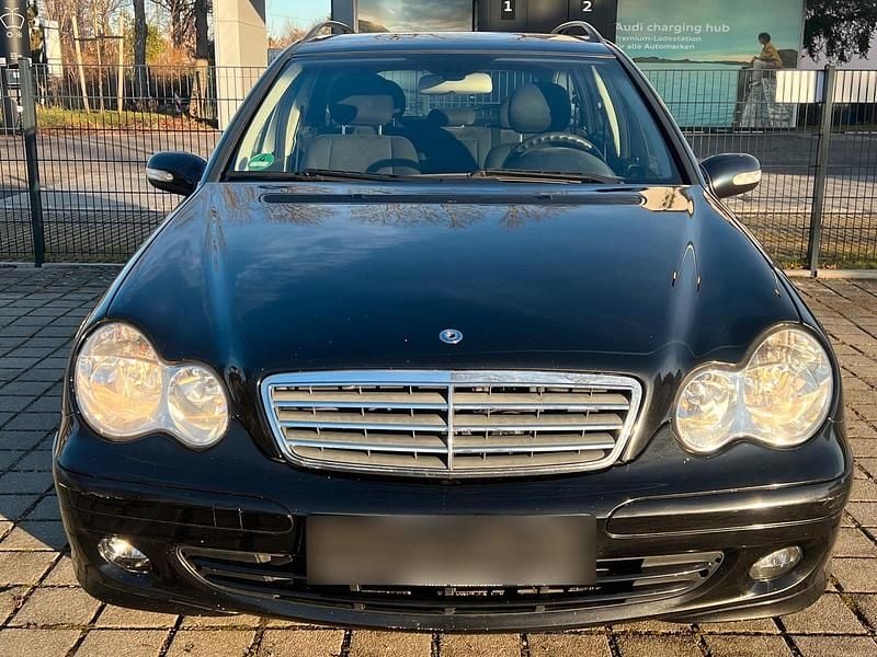 Gebraucht Mercedes C180 143 PS (105 kW) 2006 Schwarz Kombi
