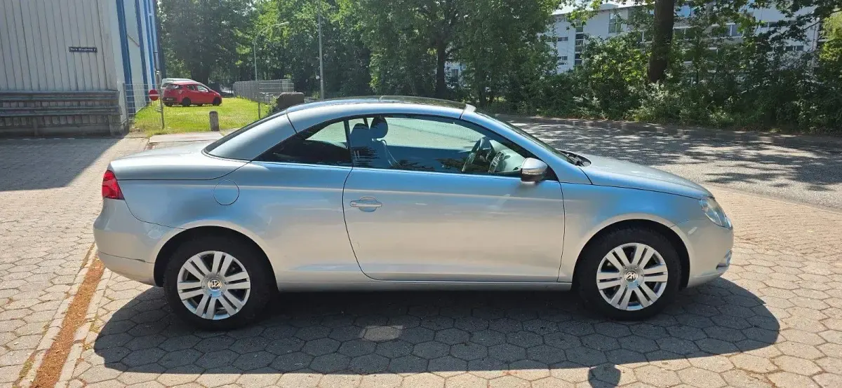Gebraucht VW Eos 122 PS (89 kW) 2009 Silber Cabrio