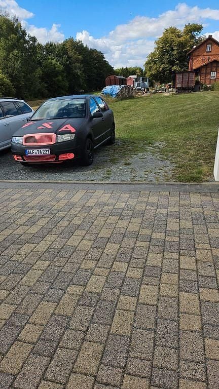 Schwarz Gebraucht 2007 Skoda Fabia Classic Limousine | 800 € (Guter Preis) - Bild 1/4