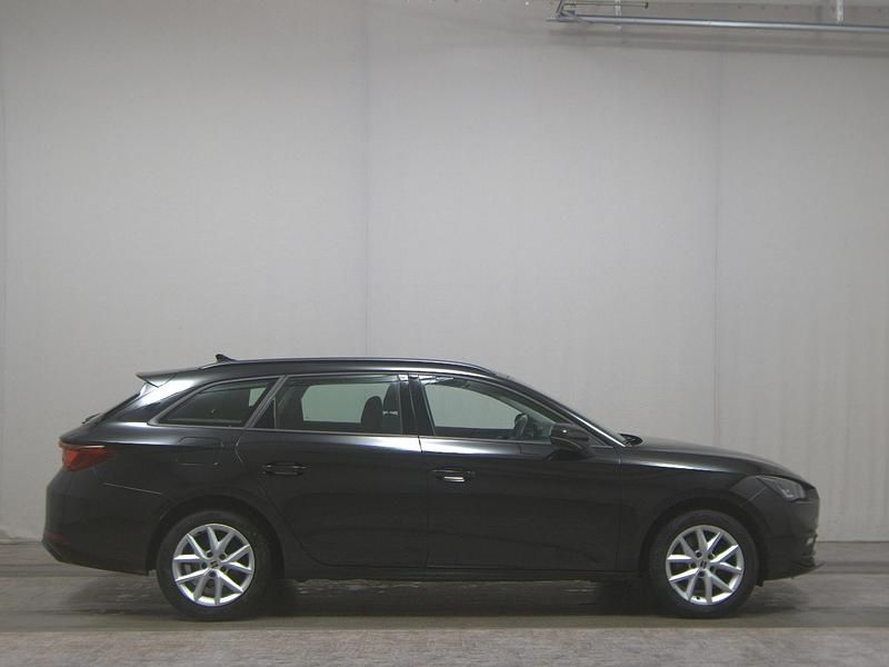 Gebraucht Seat Leon Style 150 PS (110 kW) 2022 Schwarz Limousine