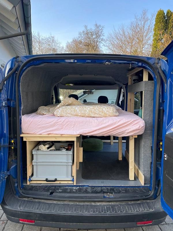 Gebraucht Fiat Doblò 95 PS (69 kW) 2017 Blau Van / Kleinbus