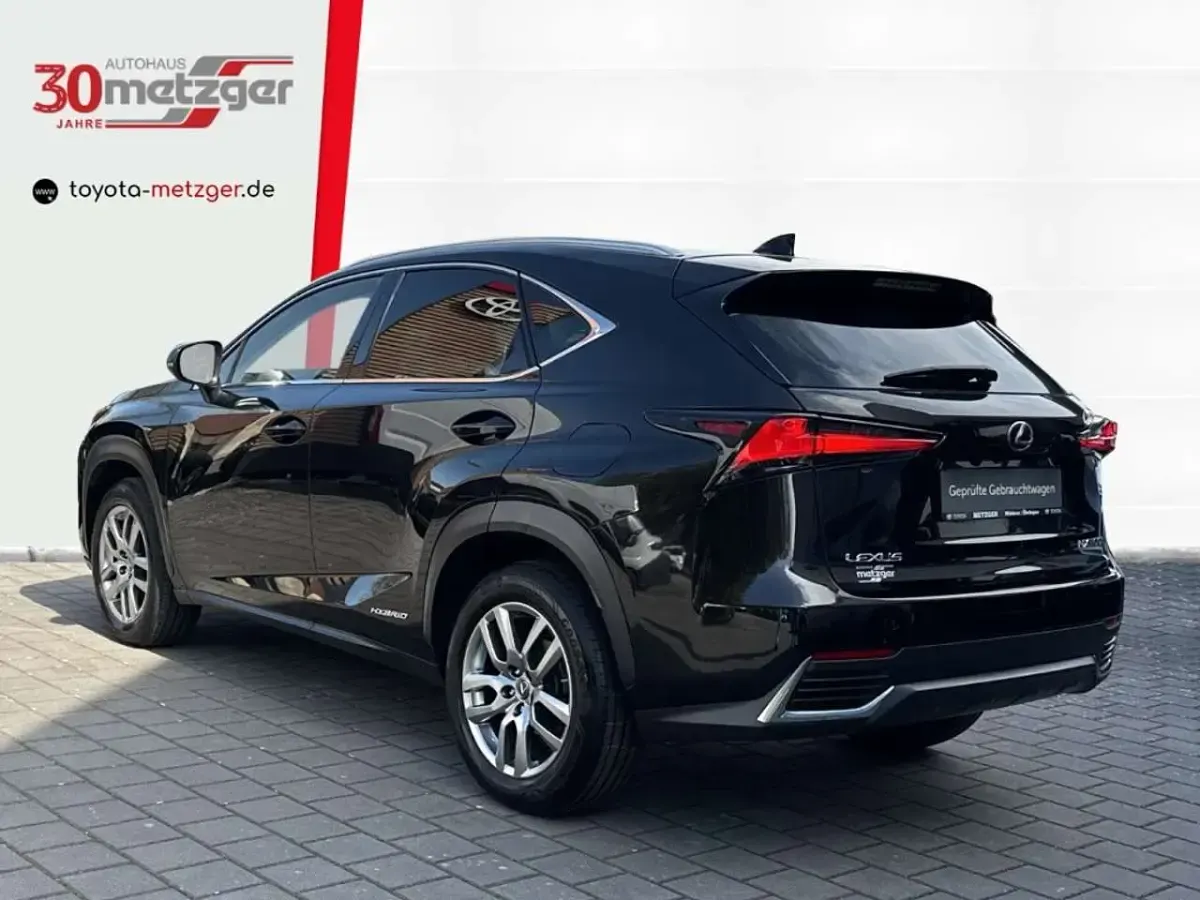 Gebraucht Lexus NX300h Launch Edition 197 PS (144 kW) 2018 Andere SUV