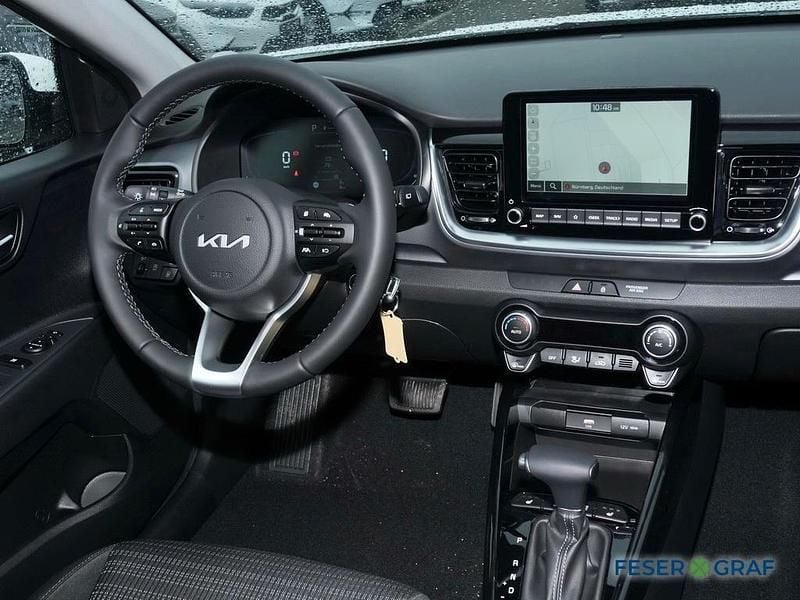 Uusi Kia Stonic Vision 101 HP (74 kW) 2025 Valkoinen Katumaasturi