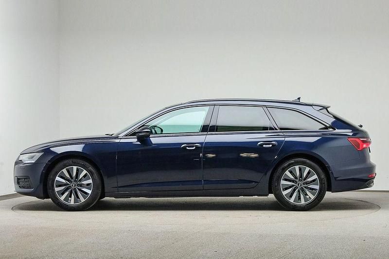 Gebraucht Audi A6 Design 204 PS (150 kW) 2023 Firmamentblau metallic (metallic) Kombi