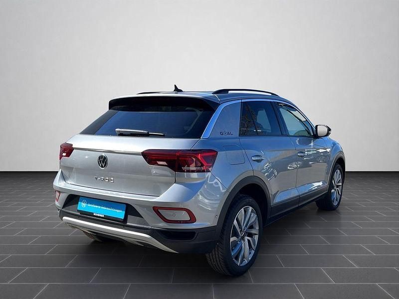 Gebraucht VW T-Roc Goal 150 PS (110 kW) 2025 Pyritsilber metallic (metallic) SUV