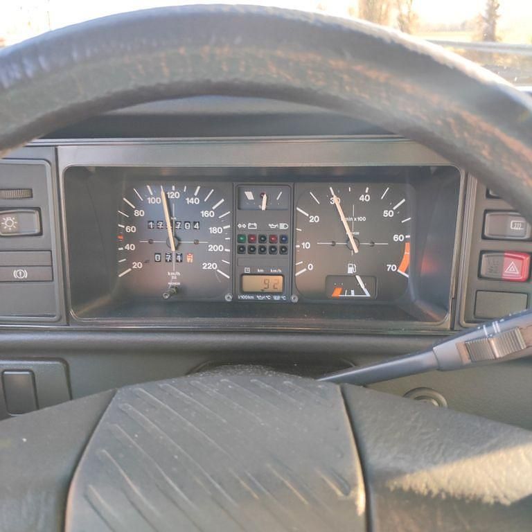 Brugt VW Golf Cabriolet 98 HK (72 kW) 1993 Grå Cabriolet
