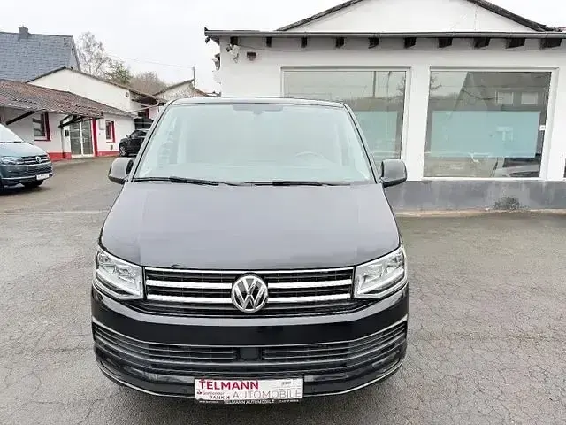Używany VW Multivan 204 KM (150 kW) 2018 Czarny Minivan