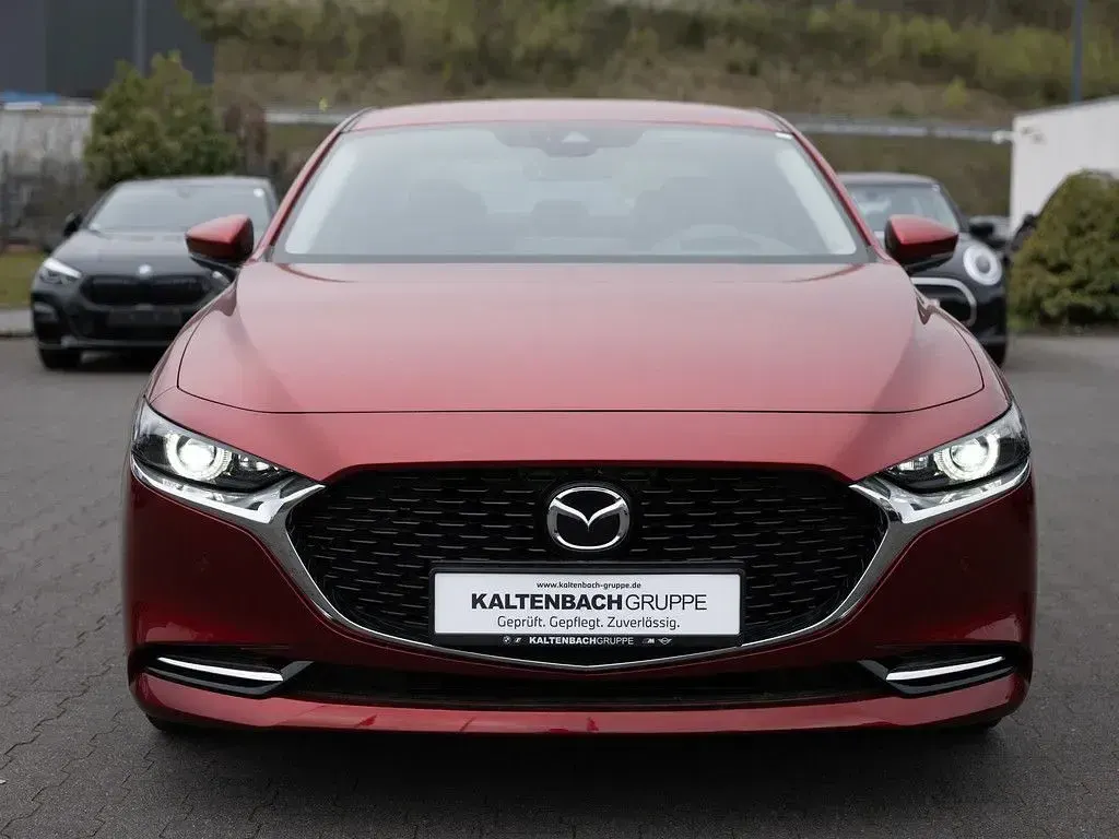 Gebraucht Mazda 3 Selection 179 PS (131 kW) 2023 Rot Limousine