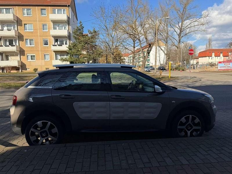 Gebraucht Citroën C4 Cactus Shine Edition 110 PS (80 kW) 2014 Kleinwagen