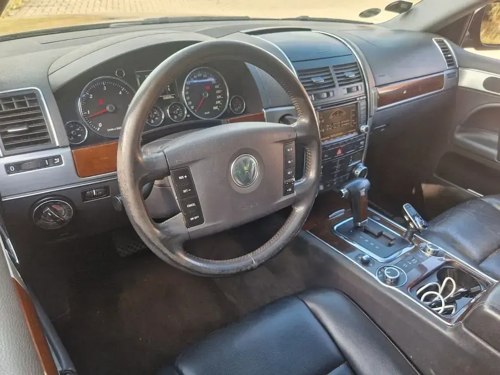 Gebraucht VW Touareg 174 PS (127 kW) 2004 Schwarz SUV