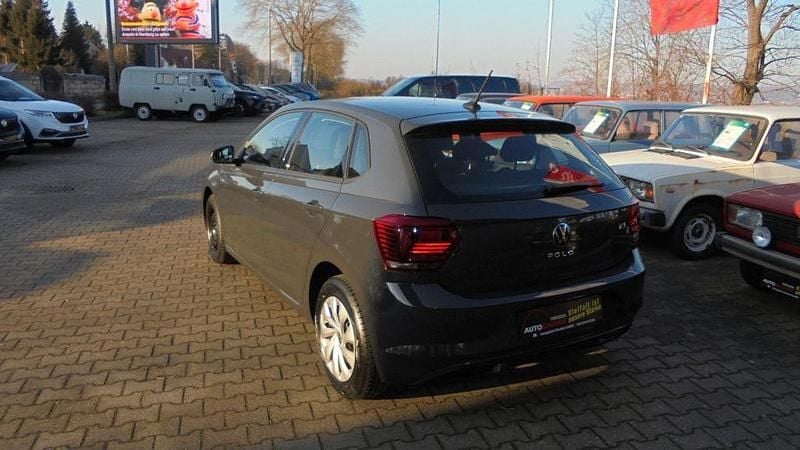 Gebraucht VW Polo Comfortline 80 PS (58 kW) 2021 Grau Limousine