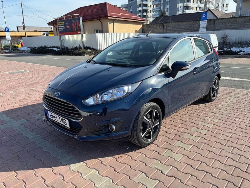 Gebraucht Ford Fiesta Titanium 80 PS (58 kW) 2014 Blau Kleinwagen