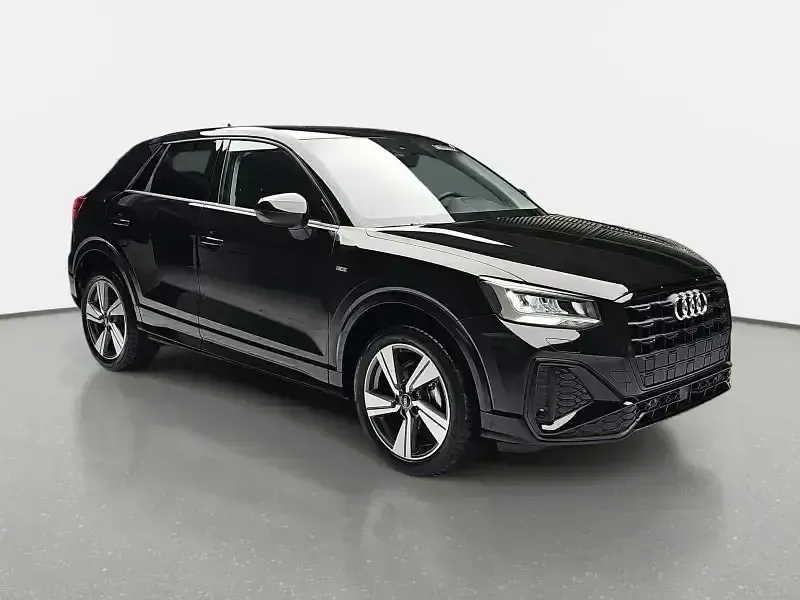 Neu Audi Q2 S-Line 150 PS (110 kW) 2025 Schwarz SUV