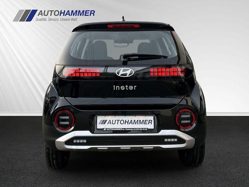 Gebraucht Hyundai Inster Select 71 kW (97 PS) 2025 Schwarz Kleinwagen