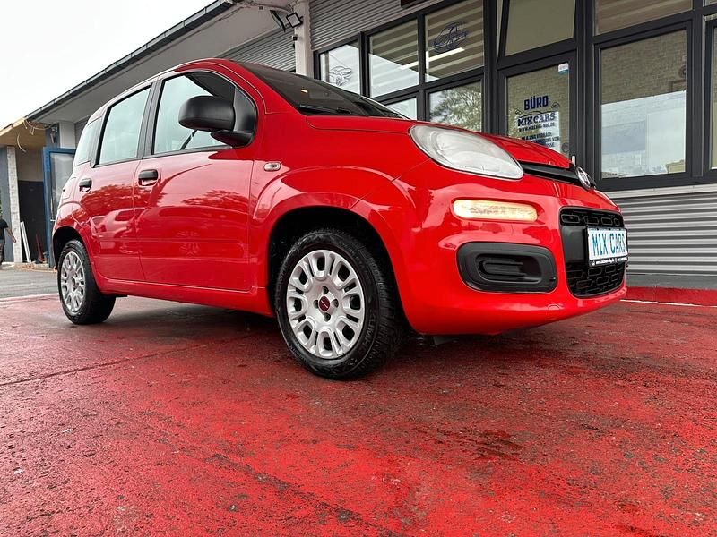 Gebraucht Fiat Panda Easy 69 PS (50 kW) 2018 Rot Kleinwagen