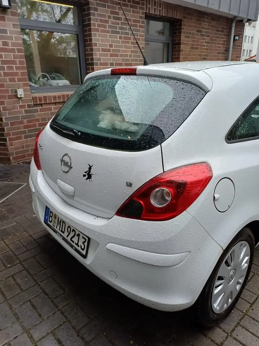 Gebraucht Opel Corsa 80 PS (58 kW) 2007 Weiß Kleinwagen