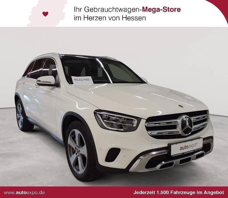 Weiß Gebraucht 2022 Mercedes GLC400d SUV | 33.989 € (Superpreis) - Bild 1/4