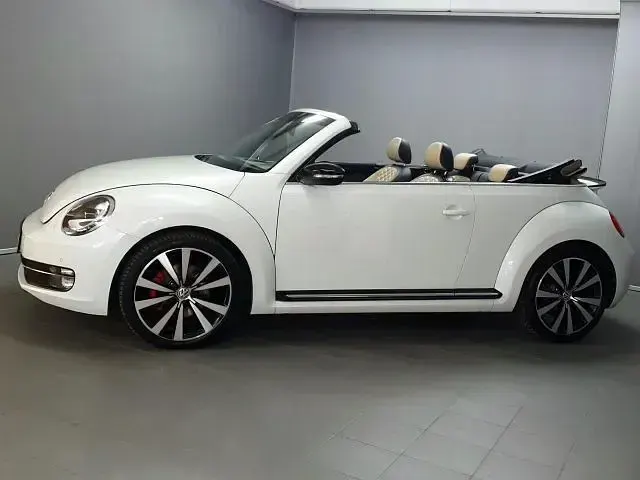 Gebraucht VW Beetle Cabriolet Sport 211 PS (155 kW) 2014 Weiß Cabrio