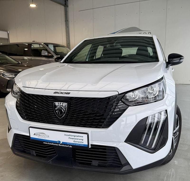 Gebraucht Peugeot 2008 Active 101 PS (74 kW) 2023 Schwarz SUV