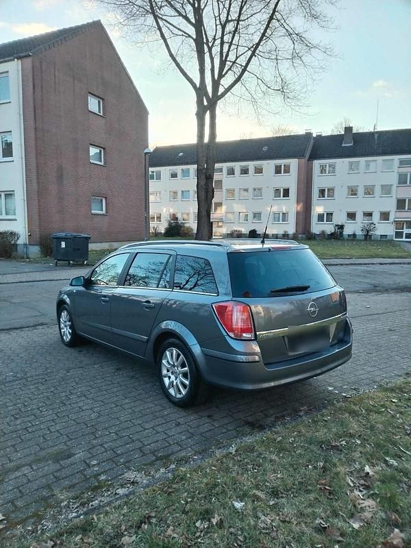 Gebraucht Opel Astra 105 PS (77 kW) 2005 Grau Kombi