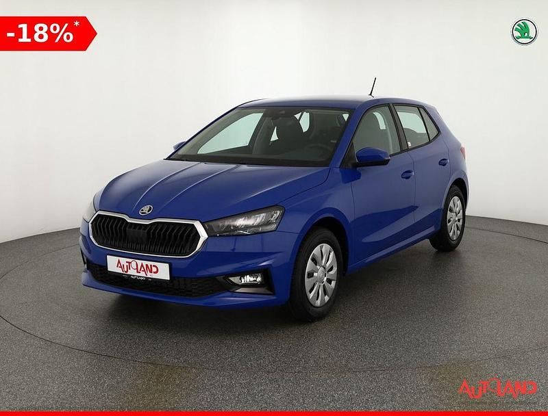 Blau Neu 2025 Skoda Fabia Limousine | 19.490 € (Guter Preis) - Bild 1/4