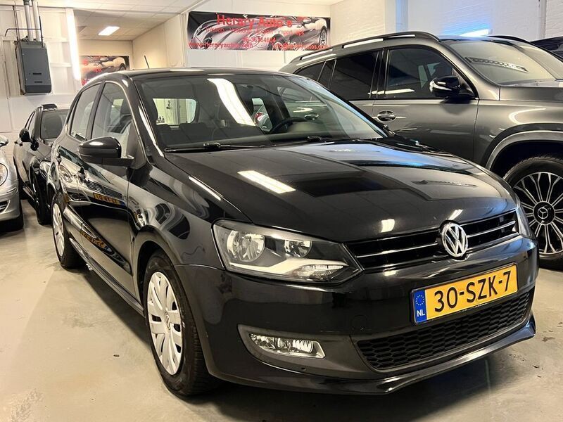 Schwarz Gebraucht 2012 VW Polo Limousine | 4.600 € (Guter Preis) - Bild 1/4