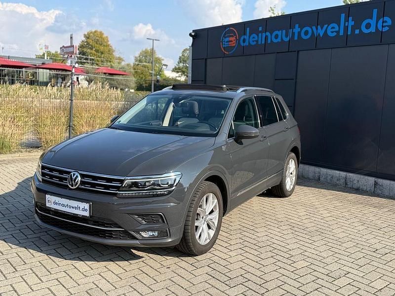 Grau Gebraucht 2017 VW Tiguan Highline SUV | 19.900 € (Superpreis) - Bild 1/4