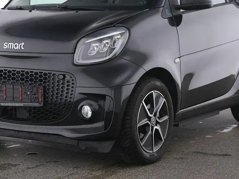 Gebraucht Smart ForTwo Coupé 60 kW (82 PS) 2024 Schwarz Coupé