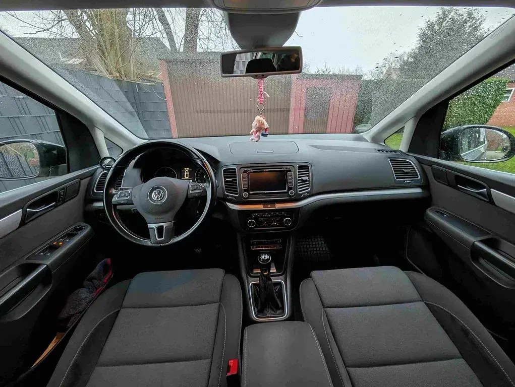 Gebraucht VW Sharan Style 140 PS (102 kW) 2012 Silber Van / Kleinbus
