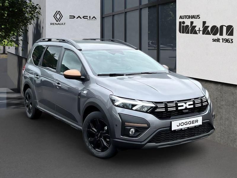 Neu Dacia Jogger Extreme 101 PS (74 kW) 2025 Grau Van / Kleinbus