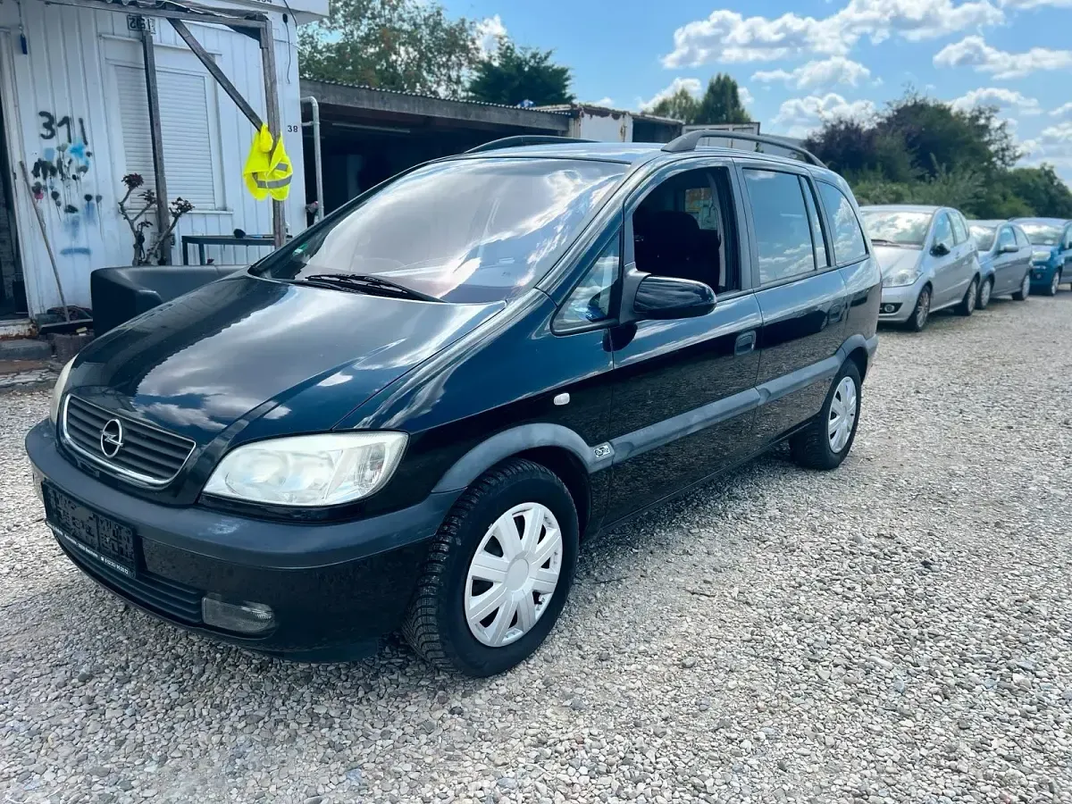 Gebraucht Opel Zafira 125 PS (91 kW) 2002 Van / Kleinbus