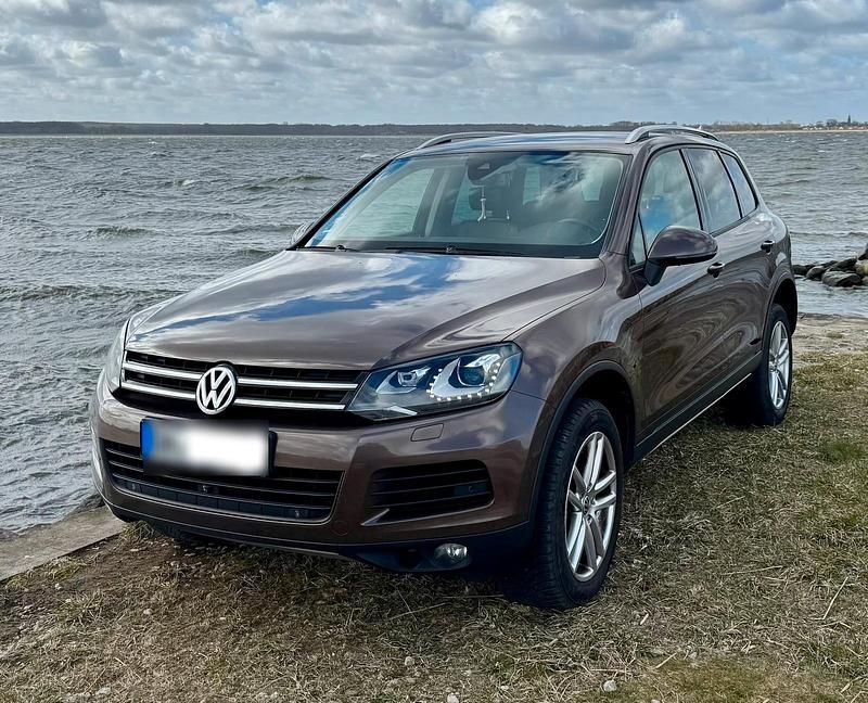 Gebraucht VW Touareg 240 PS (176 kW) 2011 Braun SUV