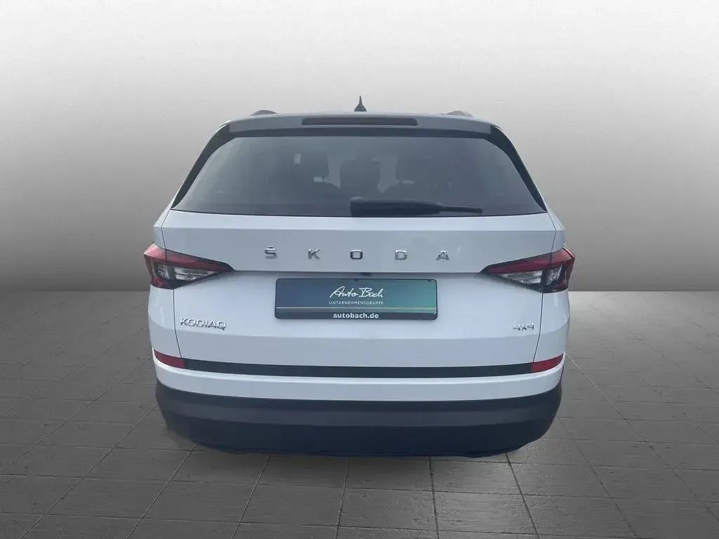 Gebraucht Skoda Kodiaq Drive 190 PS (139 kW) 2021 Moonweiß perleffekt SUV