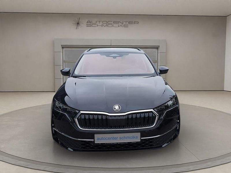 Neu Skoda Octavia Tour 150 PS (110 kW) 2025 Schwarz Limousine