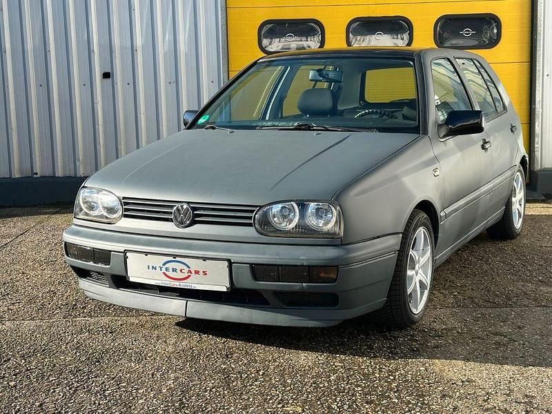 Grau Gebraucht 1996 VW Golf III Limousine | 3.700 € (Fairer Preis) - Bild 1/4