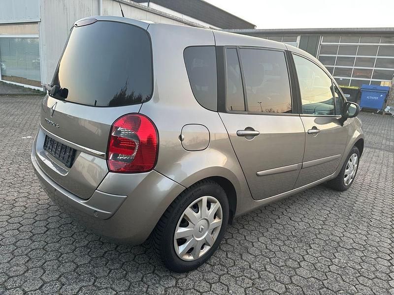 Gebraucht Renault Grand Modus Dynamique 111 PS (81 kW) 2009 Stone Van / Kleinbus