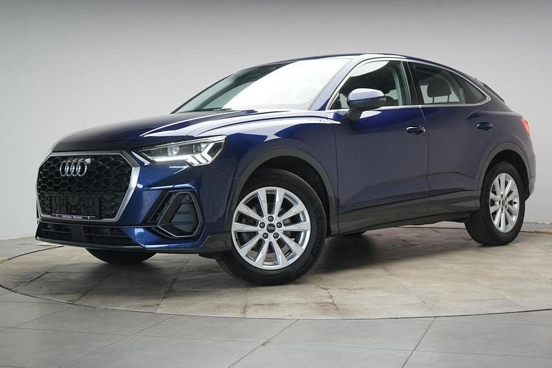 Gebraucht Audi Q3 Sportback Performance 150 PS (110 kW) 2023 Navarra blue SUV