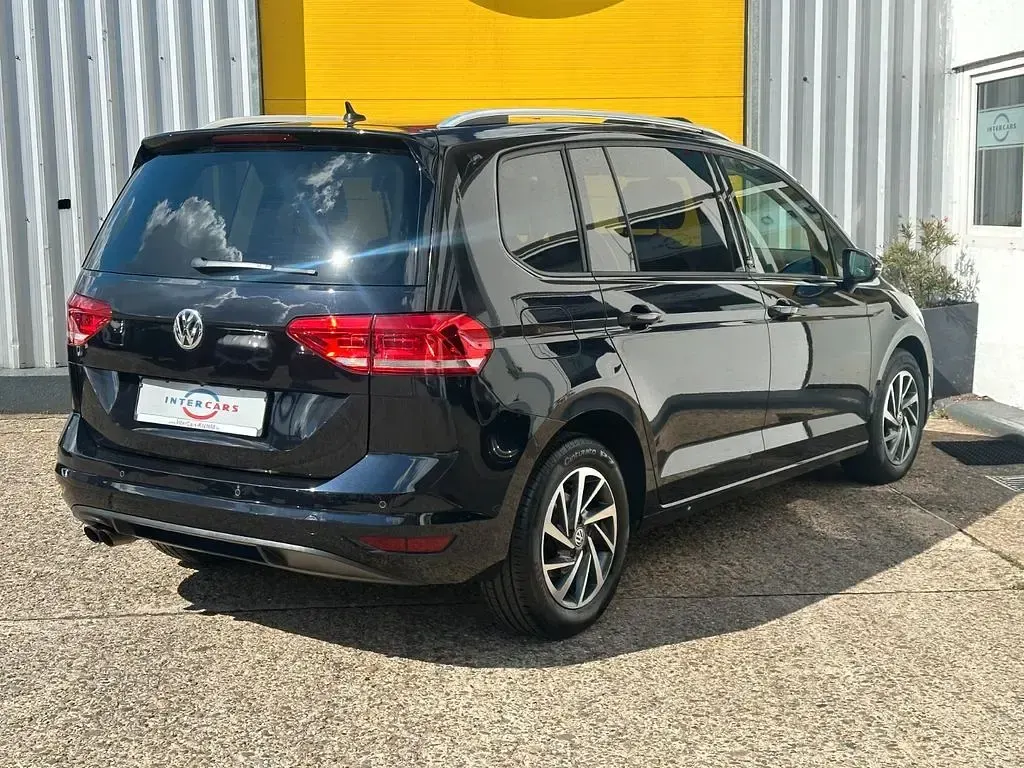 Gebraucht VW Touran Sound 150 PS (110 kW) 2018 Schwarz Van / Kleinbus