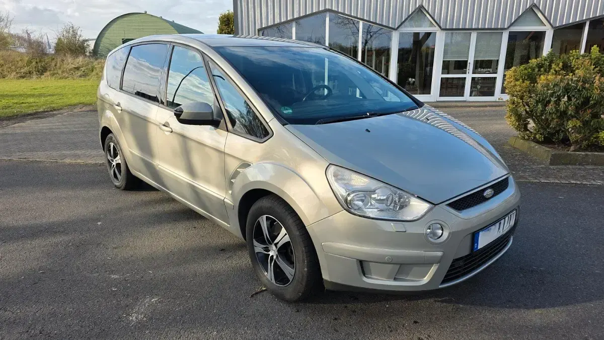 Gebraucht Ford S-MAX Trend 140 PS (102 kW) 2008 Van / Kleinbus