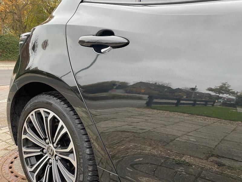 Gebraucht Toyota Corolla Hybrid 98 PS (72 kW) 2021 Schwarz